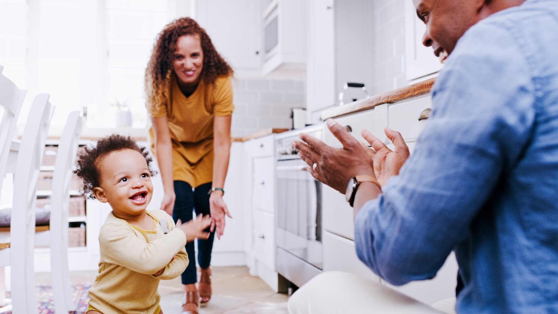 Experts weigh in on $1,000 baby bonus