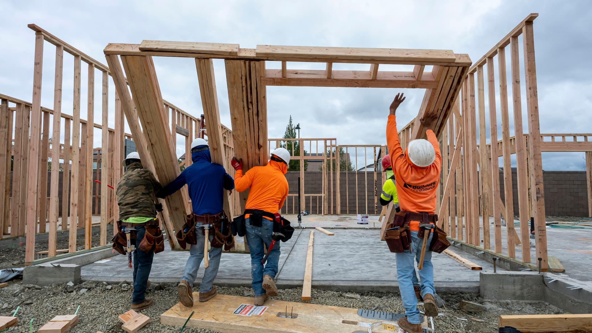 Homebuilder sentiment June 2025 nears pandemic low