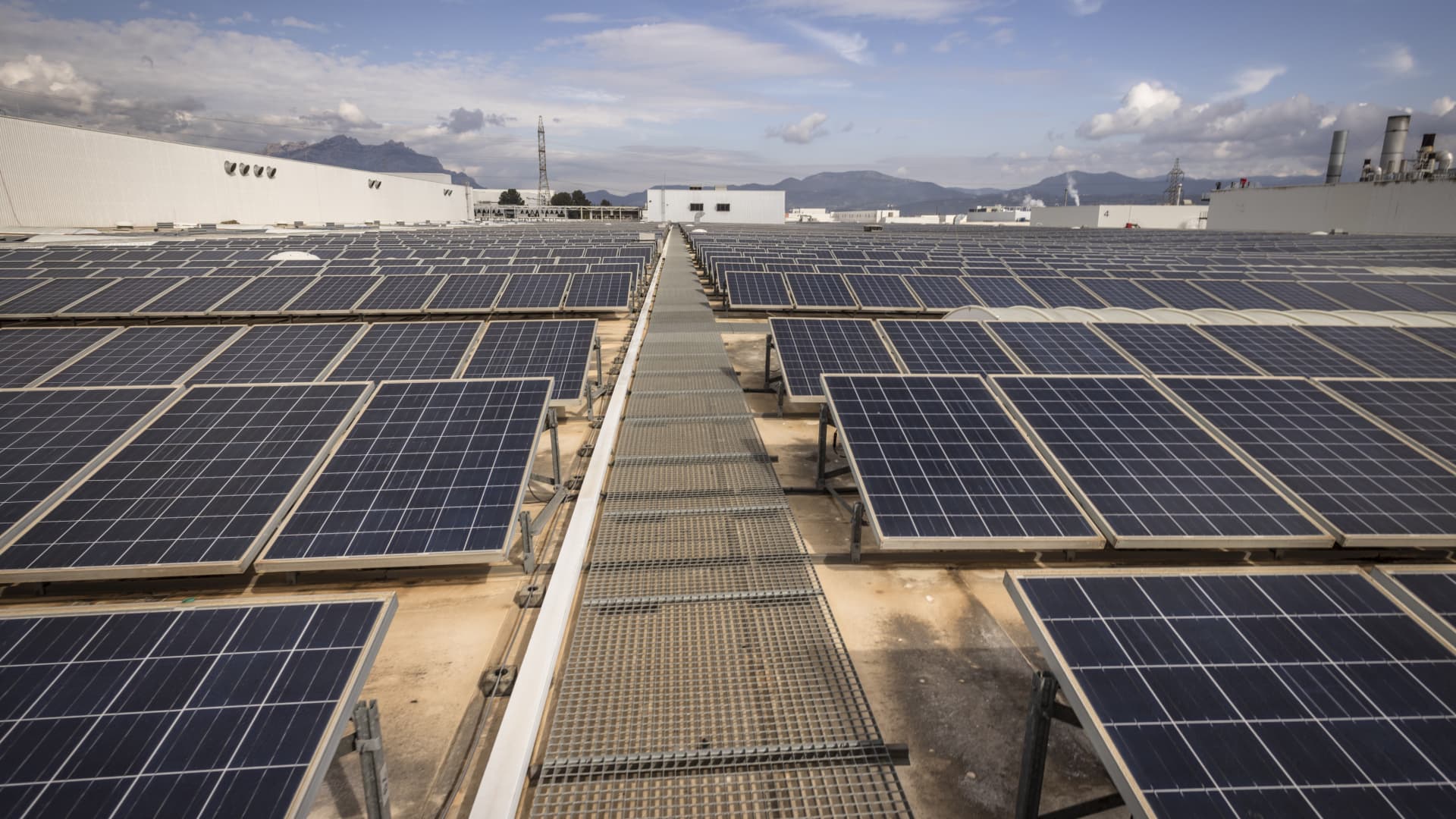 Solar stocks plummet as Senate version of Trump’s tax bill cuts renewable energy incentives