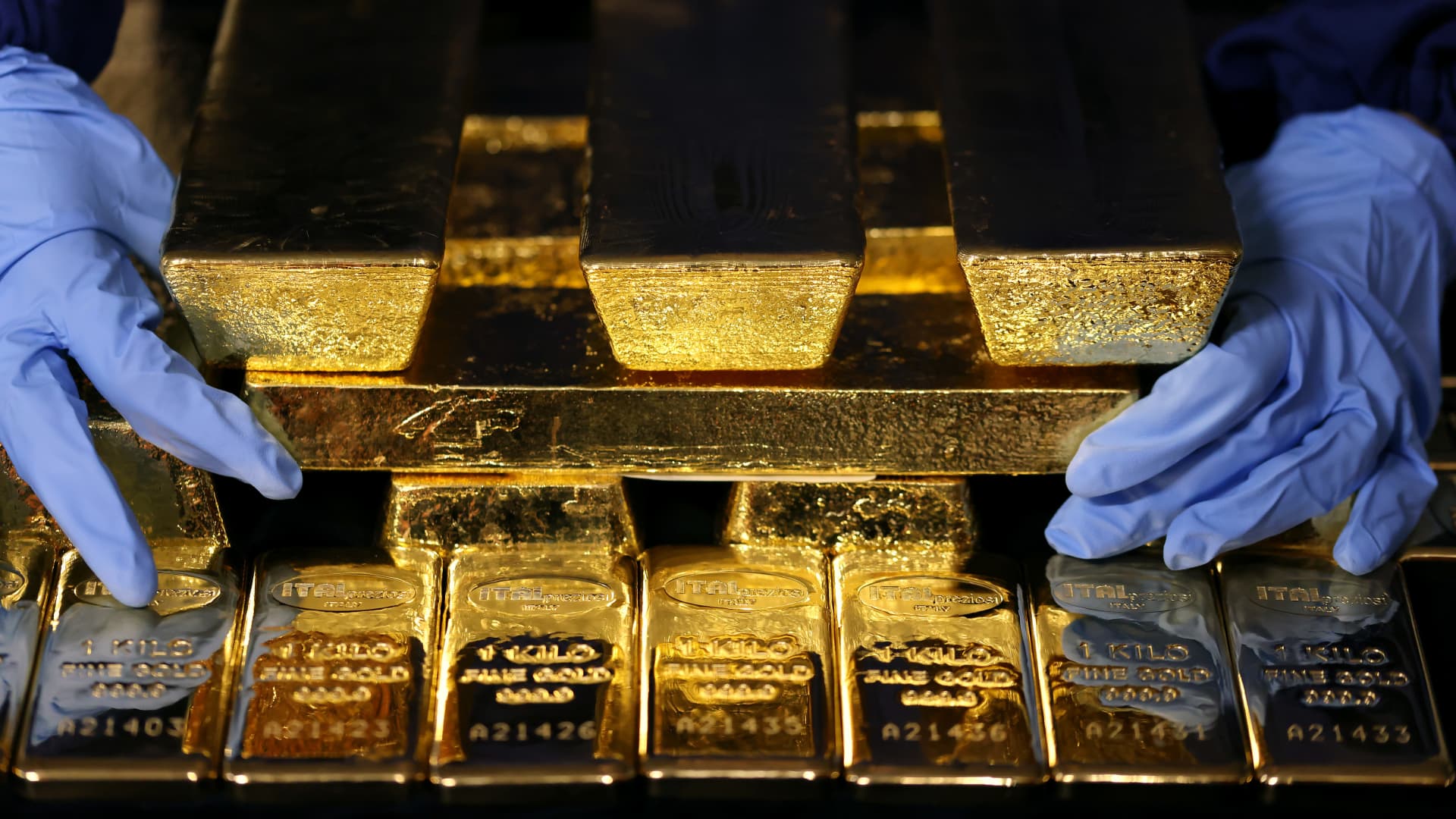 Gold overtakes euro as second-biggest global reserve asset