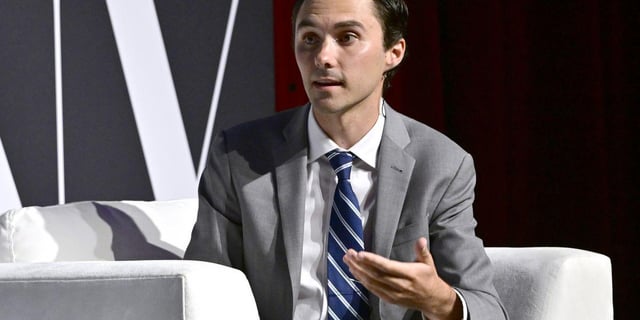 David Hogg Says Any Democrat Who Supports War With Iran ‘Should Be Primaried’