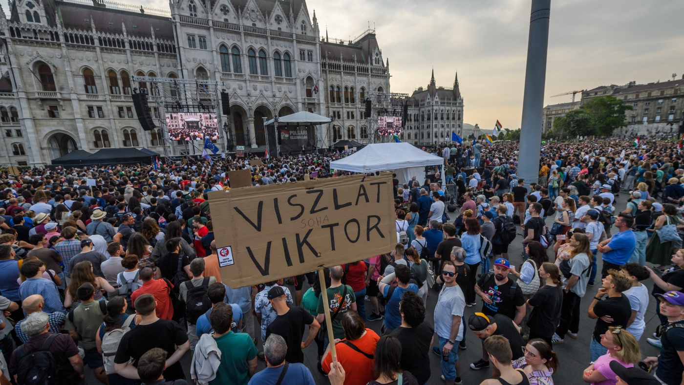 Hungarians declare resistance to Orbán with a large protest : NPR