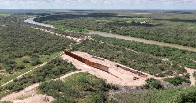 With only 8% built, Texas quietly defunds state border wall program