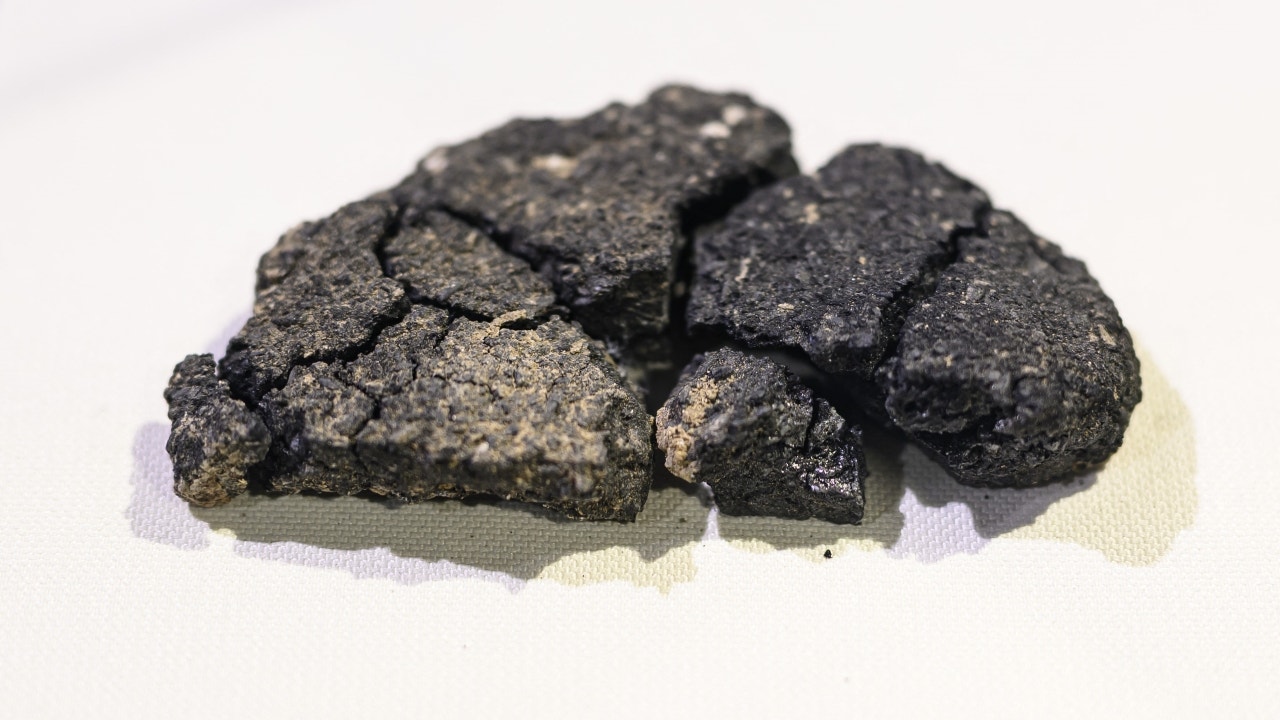 Burnt and buried Bronze Age bread found in Turkey now being recreated by bakers